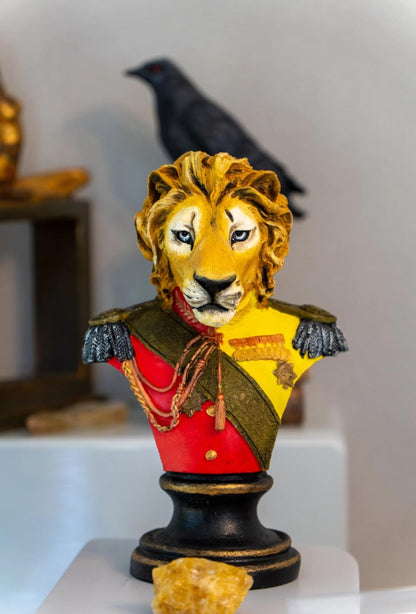 Royal Lion Statue Bust in Military Uniform, Lion Bust Sculpture, Regal Lion Statue, King Lion Decor, Military Lion Bust, Lion Head Statue, Lion Head Decor, Lion Head Sculpture