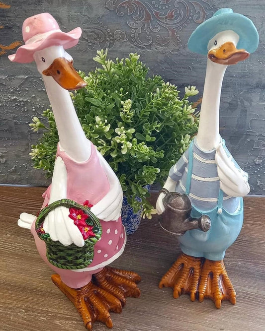 Garden Goose Statue, Rustic Goose Figurine, Goose Sculpture, Indoor Outdoor Goose Decor, Outdoor Goose Decoration, Goose Statue, Goose Decor, Garden Goose Decor