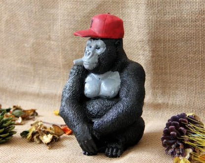 Smoking Gorilla Statue with Cap, Cool Gorilla Smoking Pipe Decor, Urban Style Gorilla Statue with Hat, Gorilla Statue with Cigarette and Cap