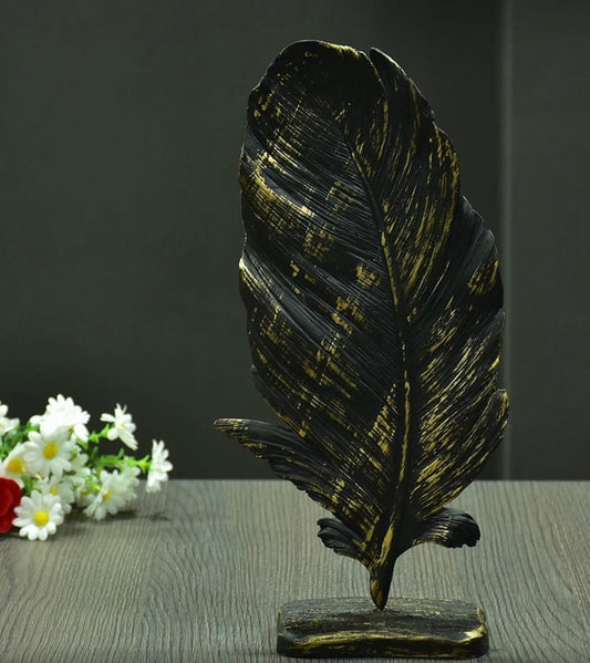 Feather Sculpture, Feather Accent Decor, Minimalist Feather Art, Modern Feather Statue, Home Decor Gift, Feather Decor, Feather Objects, Feather Statue, Feather Figurine