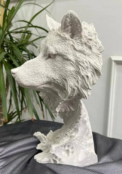 Wolf Head Sculpture, Wolf Lover Gift, Rustic Wolf Home Decor, Wolf Bust, Wildlife Lover Gift, Polyester Wolf Statue, Gothic Wolf Figurine, Wolf Head Statue, Wolf Head Decor