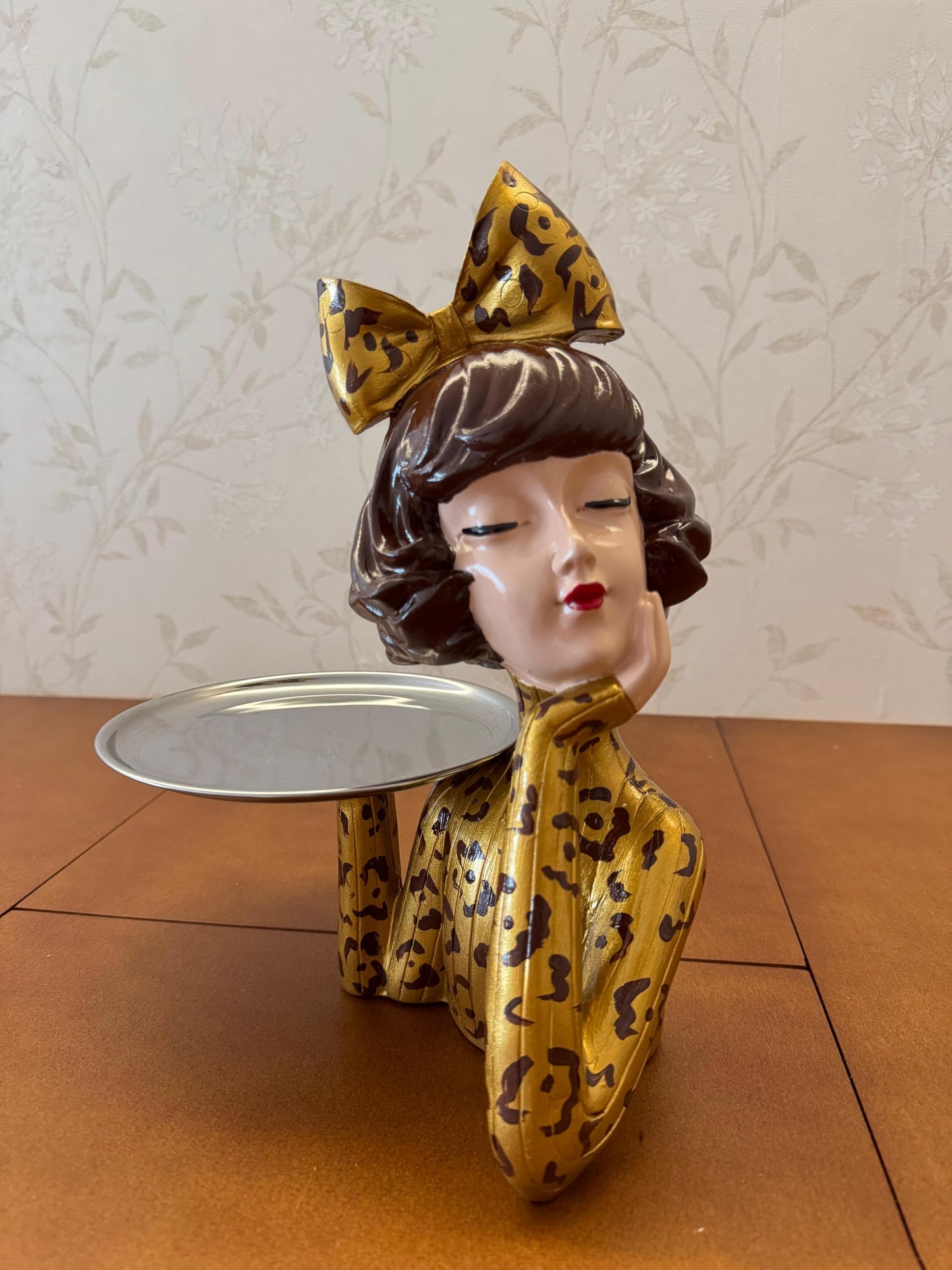 Handcrafted Girl Holding Tray Figure, Girl Sculpture With Tray Decor, Functional Girl Figurine With Tray, Decorative Girl Figurine For Gift, Girl Holding Tray Decor