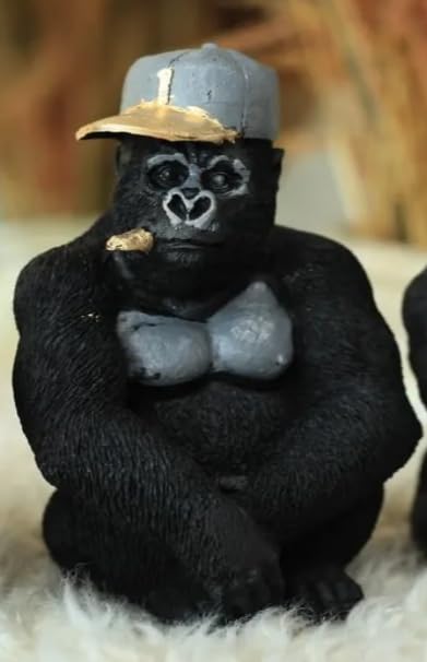 Smoking Gorilla Statue with Cap, Cool Gorilla Smoking Pipe Decor, Urban Style Gorilla Statue with Hat, Gorilla Statue with Cigarette and Cap