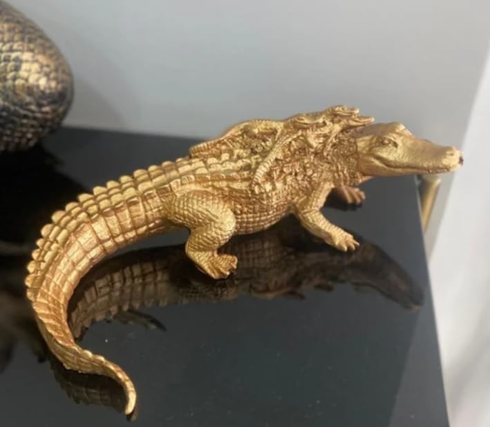 Crocodile with Babies Statue, Handmade Crocodile Statue with Baby Crocs, Crocodile Statue with Baby Figures, Crocodile Sculpture