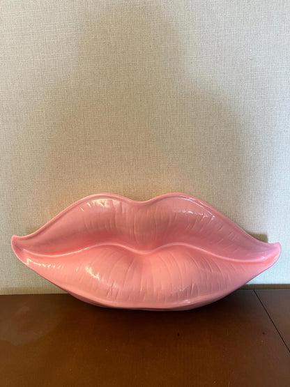 3D Large Lips Sculpture for Wall Decor, Kiss-shaped Wall Art, Modern Lips Wall Art, Lips Wall Decor, Kiss Wall Decor, 3D Large Lips Wall Decor,