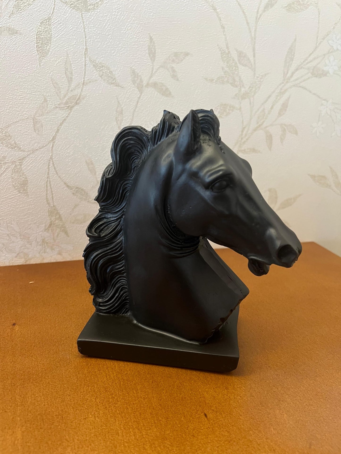 Horse Head Sculpture, Shelf Decoration Idea, Equestrian Home Decor, Handcrafted Equestrian Horse Statue, Horse Bust Ornament