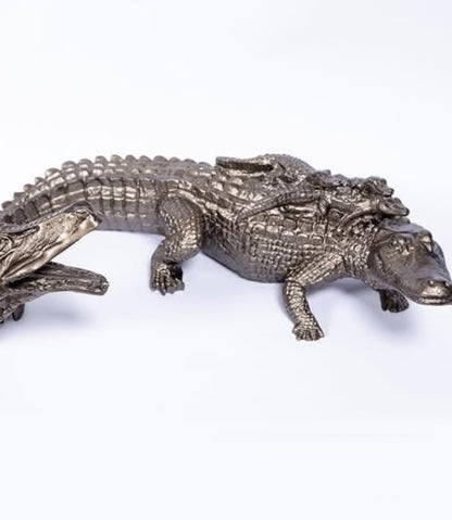 Crocodile with Babies Statue, Handmade Crocodile Statue with Baby Crocs, Crocodile Statue with Baby Figures, Crocodile Sculpture