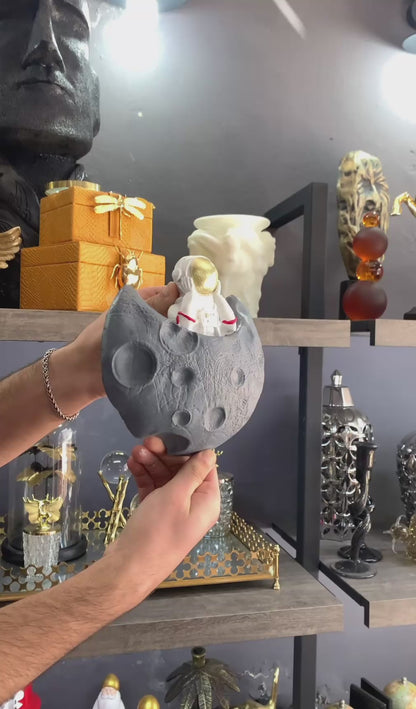 Astronaut Moon Sculpture, Astronaut Wall Decor, Modern Astronaut Wall Decor, Space Theme Decor, Space Gift Idea, Astronaut Figurines, Astronaut Wall Statue, Astronaut Moon Wall Decor