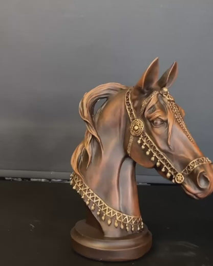 Horse Head Statue, Elegant Horse Sculpture, Realistic Horse Head Statue, Equestrian Style Horse Bust, Majestic Horse Decor, Horse Head Decor