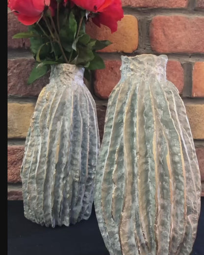 Handcrafted Ripple Polyester Vase, Minimalist Textured Flower Vase, Rustic Pleated Pottery, Handmade Vase, Minimalist Polyester Vase